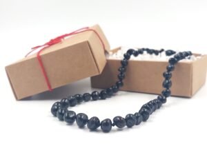 20251128_123414 collar de ámbar báltico negro