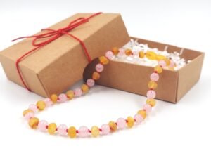 20251214_125232 Collar de ámbar miel sin pulir con cuarzo rosa