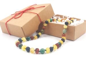 Collar de ámbar báltico multicolor para niños con jade africano